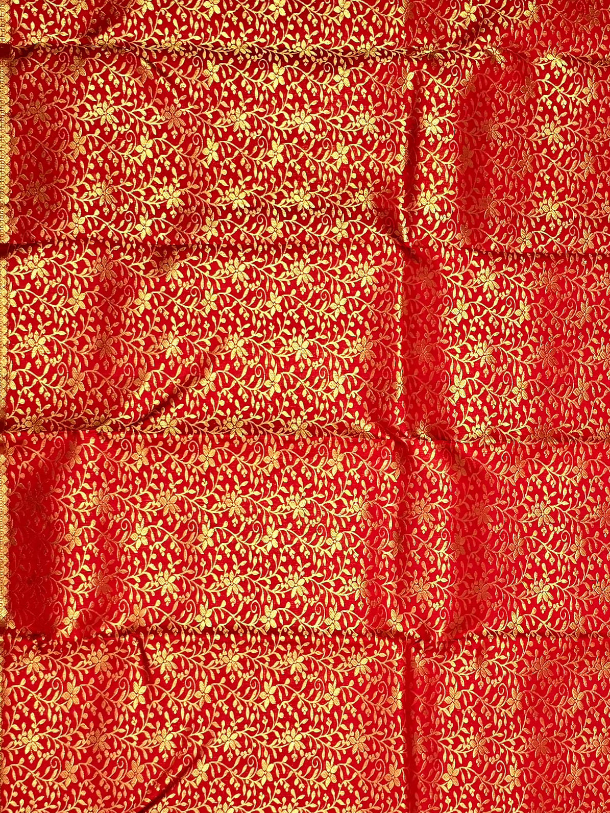 Handloom Chilli Red Silk Saree — view 3