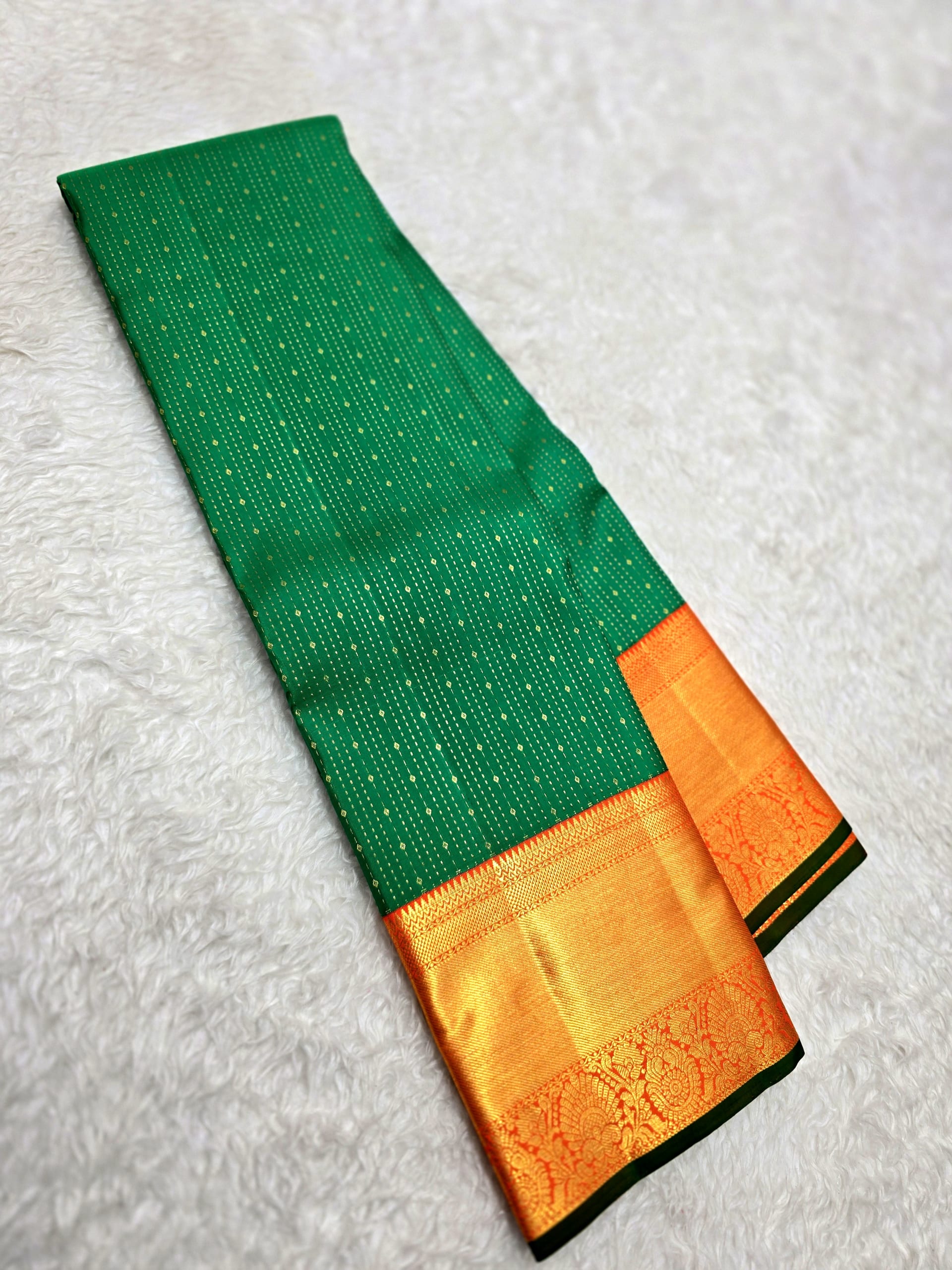 Handloom Bottle Green Silk Saree — view 2