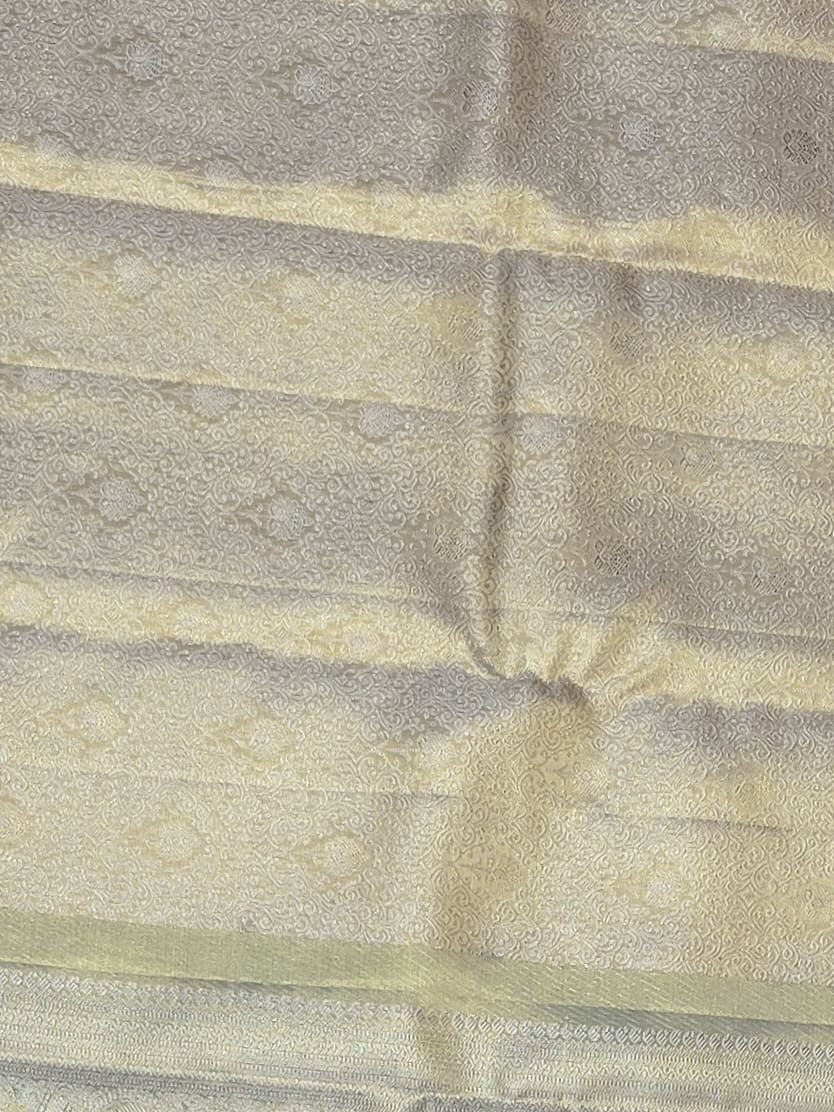 Handloom Gold Silk Saree — view 6