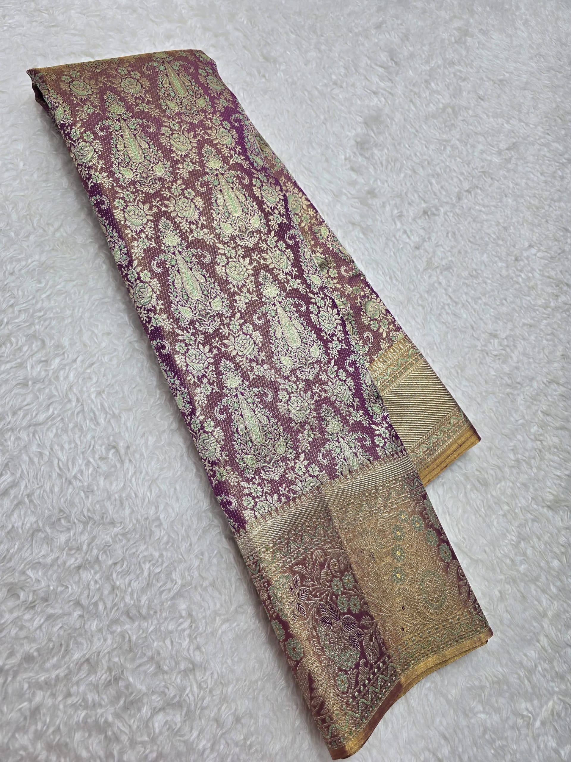 Handloom Magenta Silk Saree — view 2