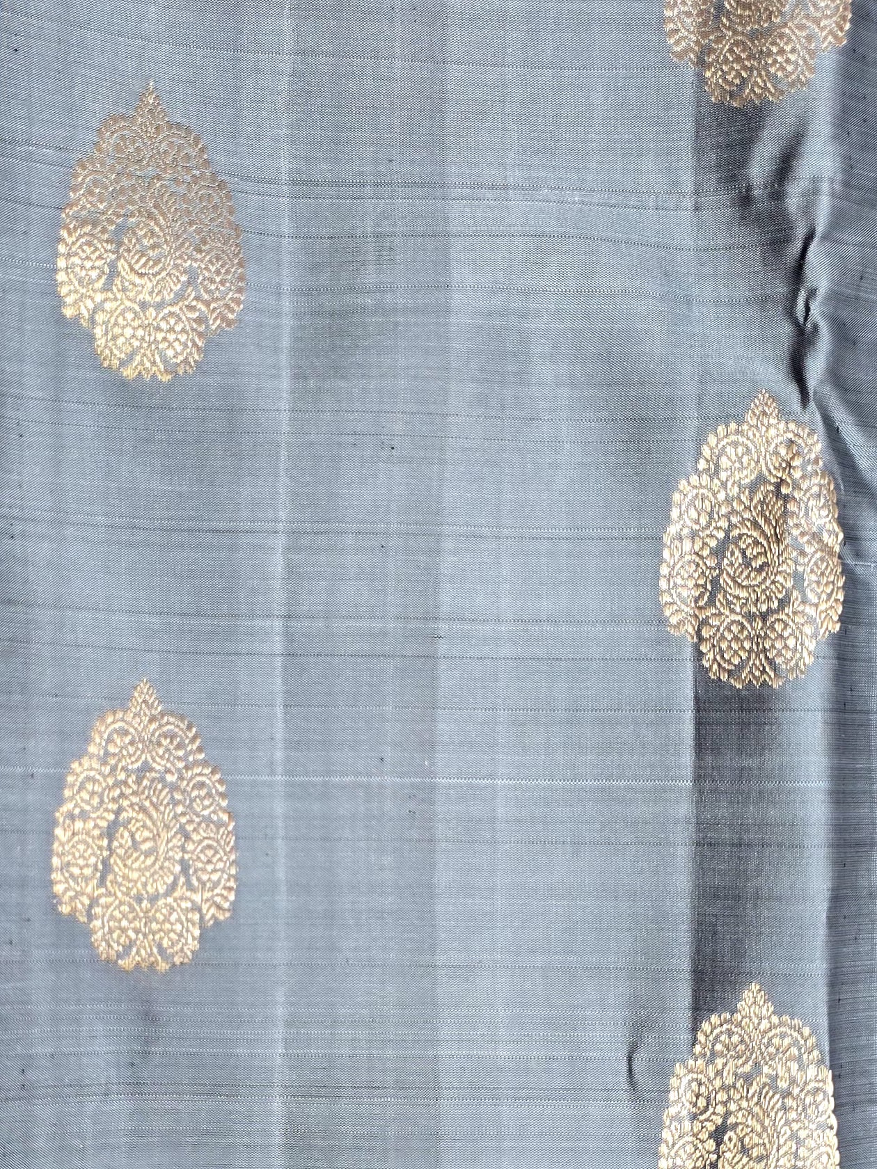 Handloom Grey Silk Saree — view 6