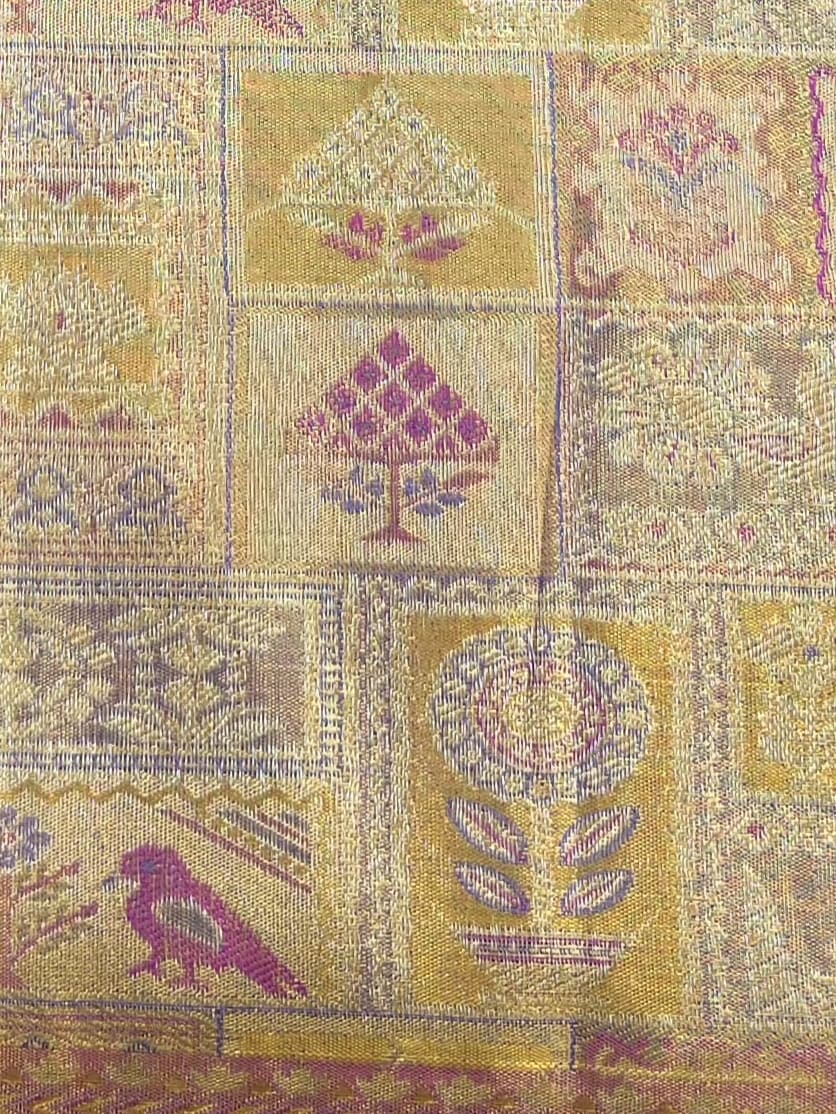 Handloom Lavender With Pink Ang Gold Silk Saree — view 6