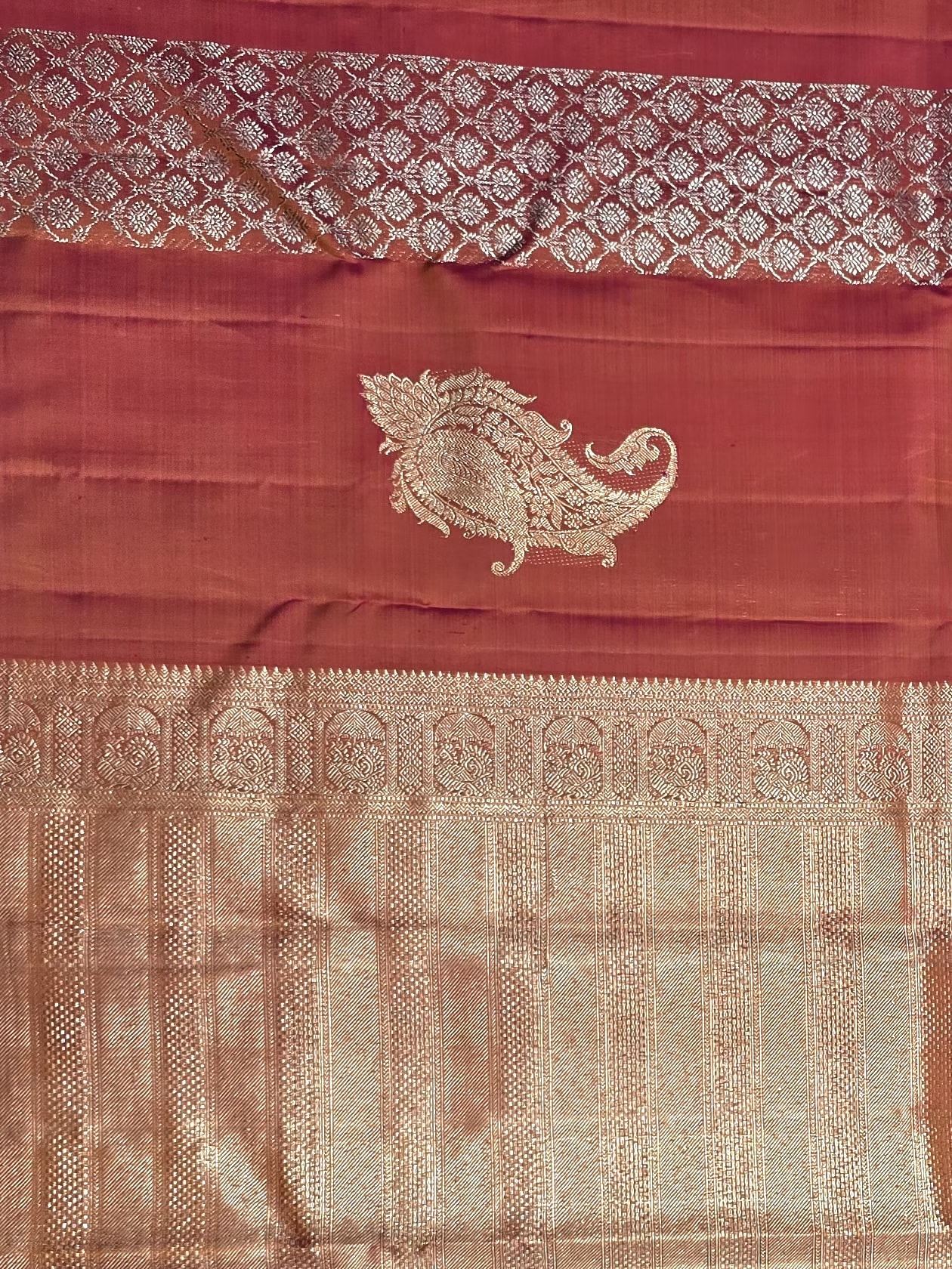 Handloom Rust Orange Dual Colour Silk Saree — view 4