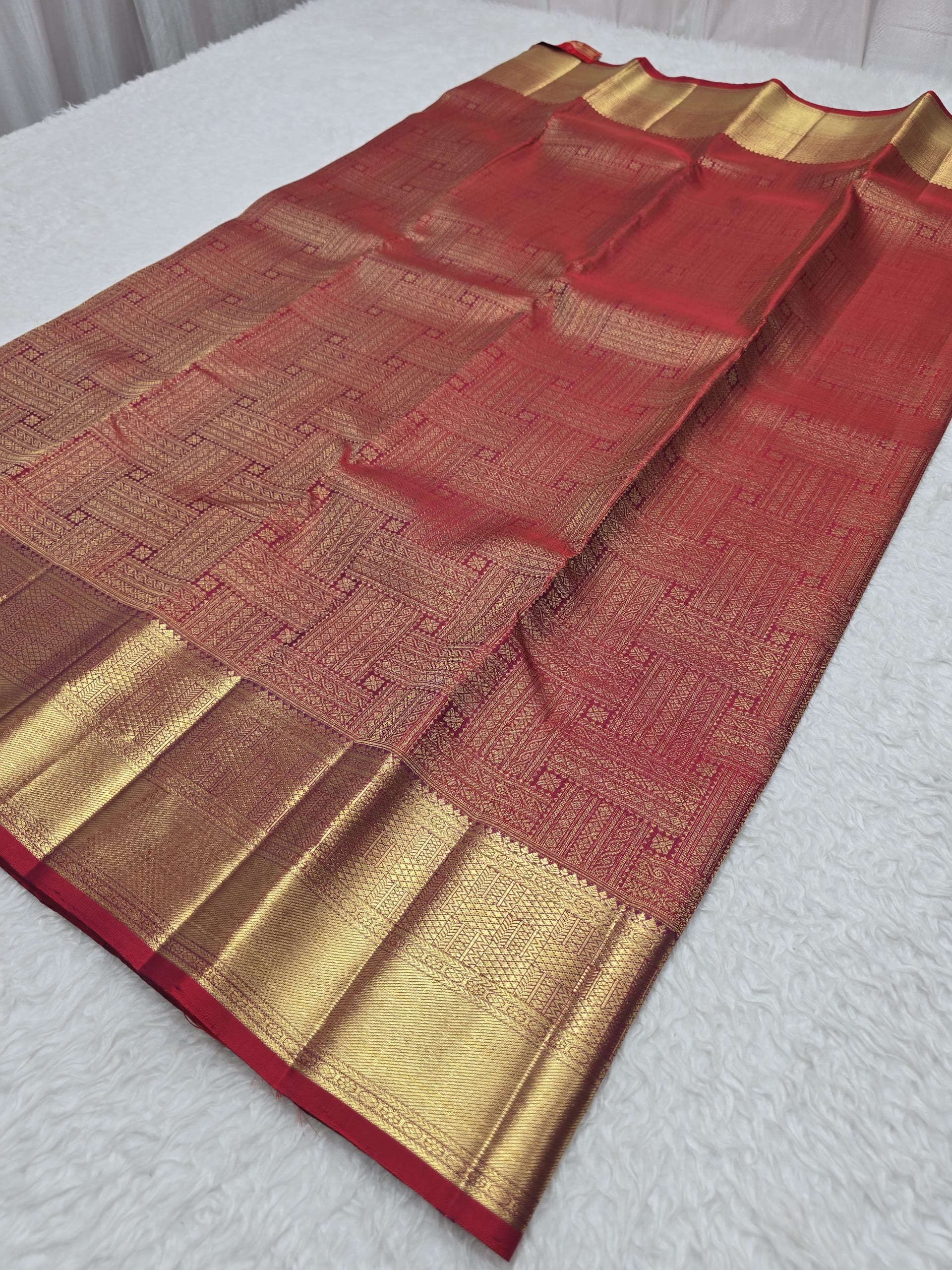Handloom Pink Red Silk Saree — view 2