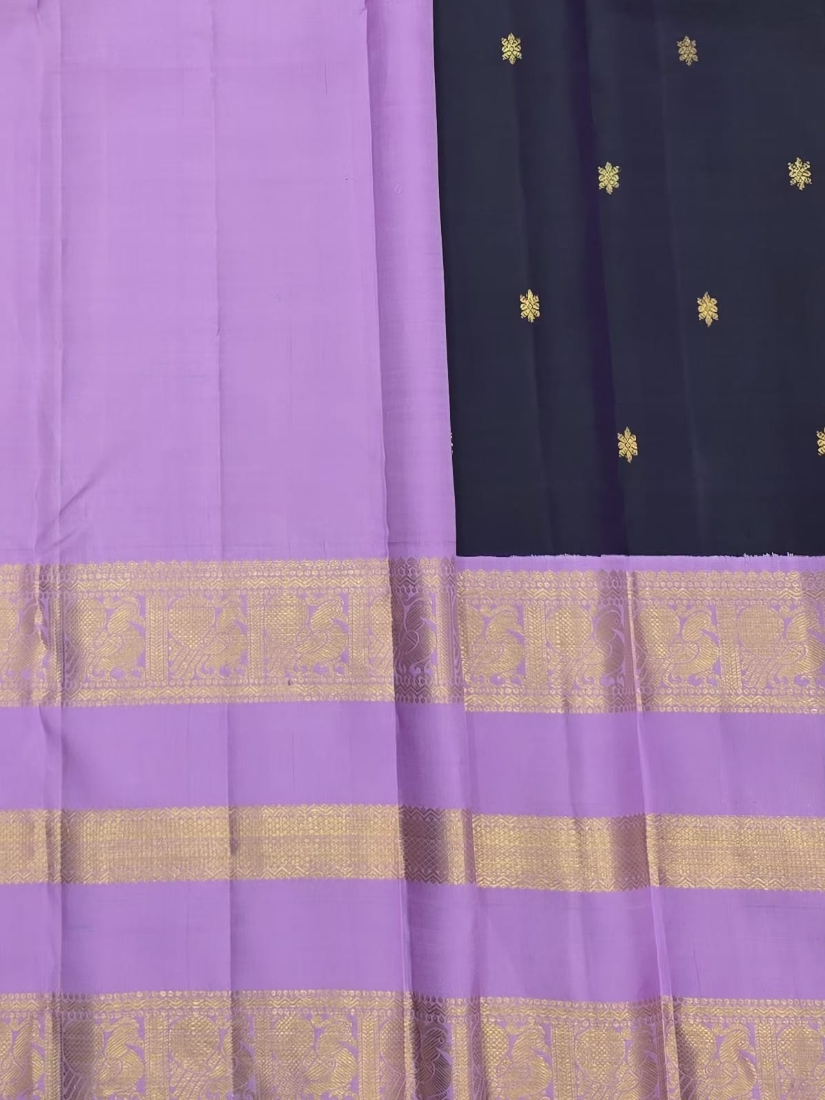 Handloom Light Lavender Silk Saree — view 5