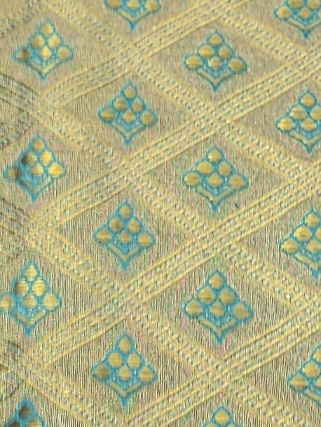 Handloom Sky Blue And Silver Silk Saree — view 5