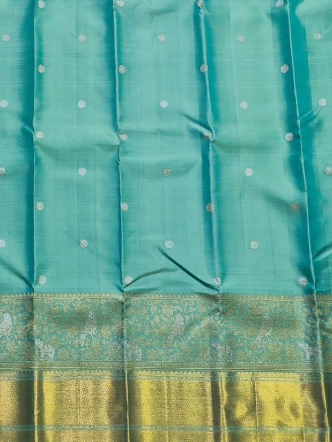 Handloom Rama Green Silk Saree — view 3