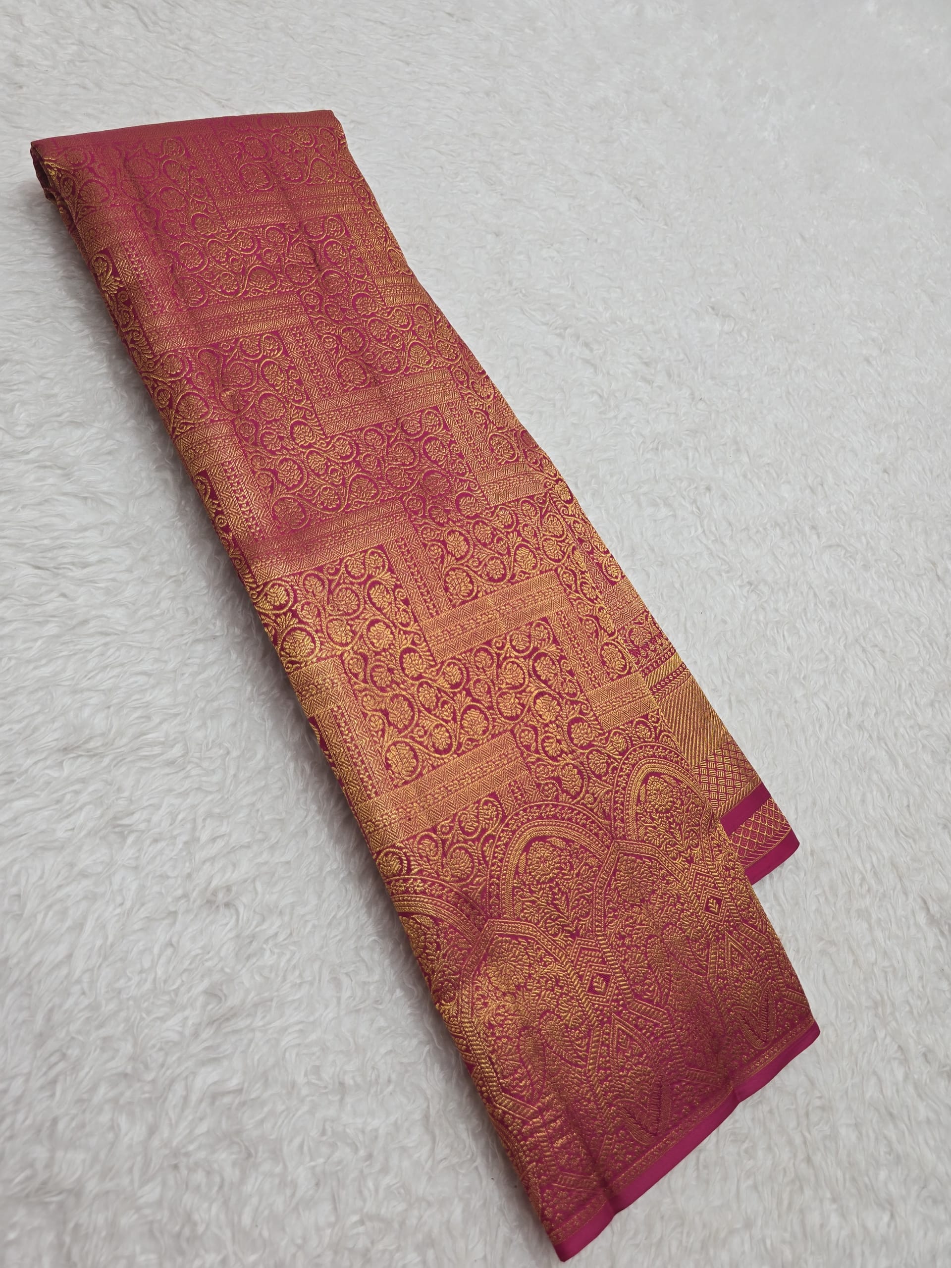 Handloom Dark Pink Silk Saree — view 2
