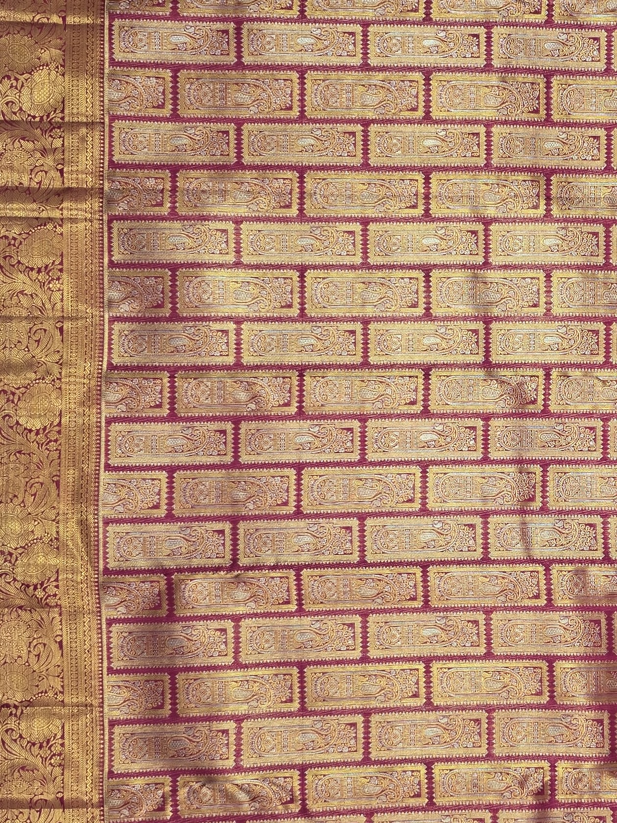 Handloom Maroon Silk Saree — view 3
