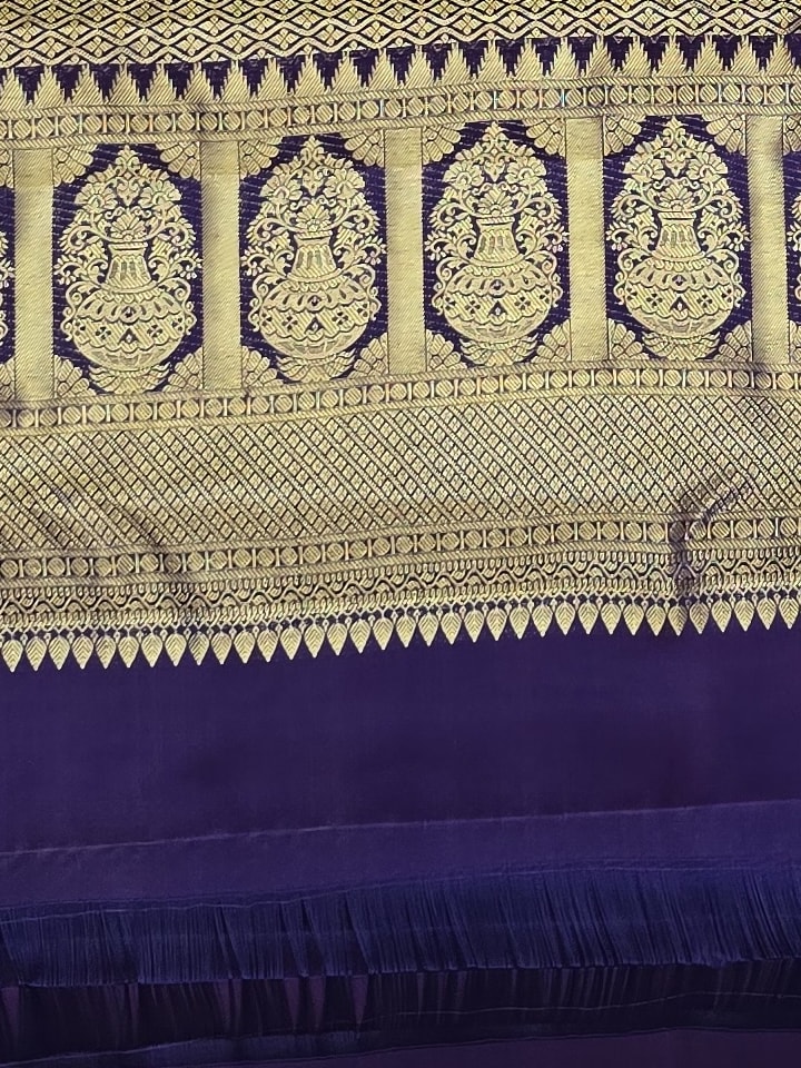 Handloom Navyblue Silk Saree — view 4