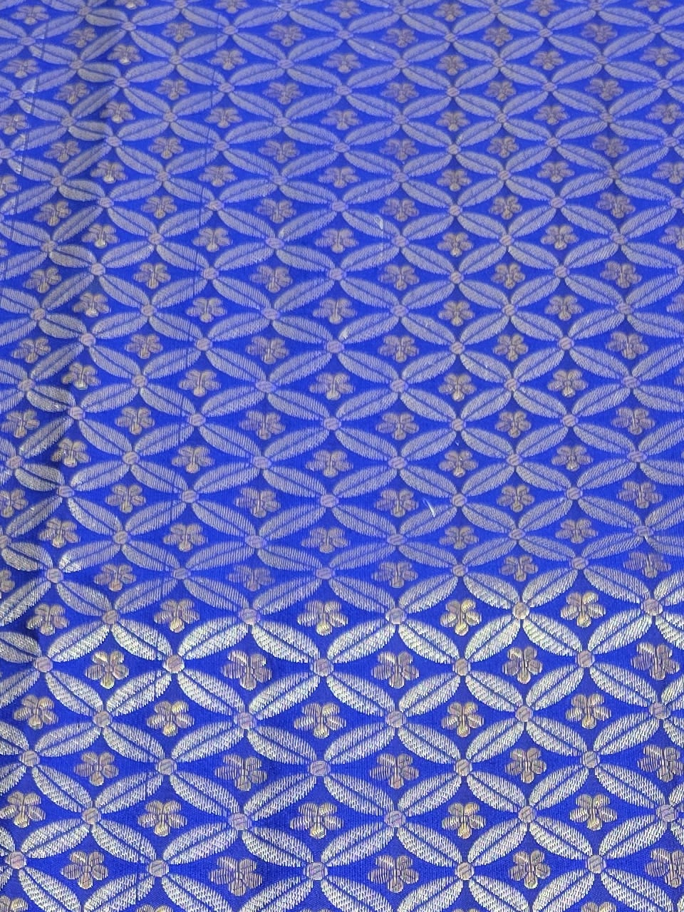 Handloom Royal Blue Silk Saree — view 6