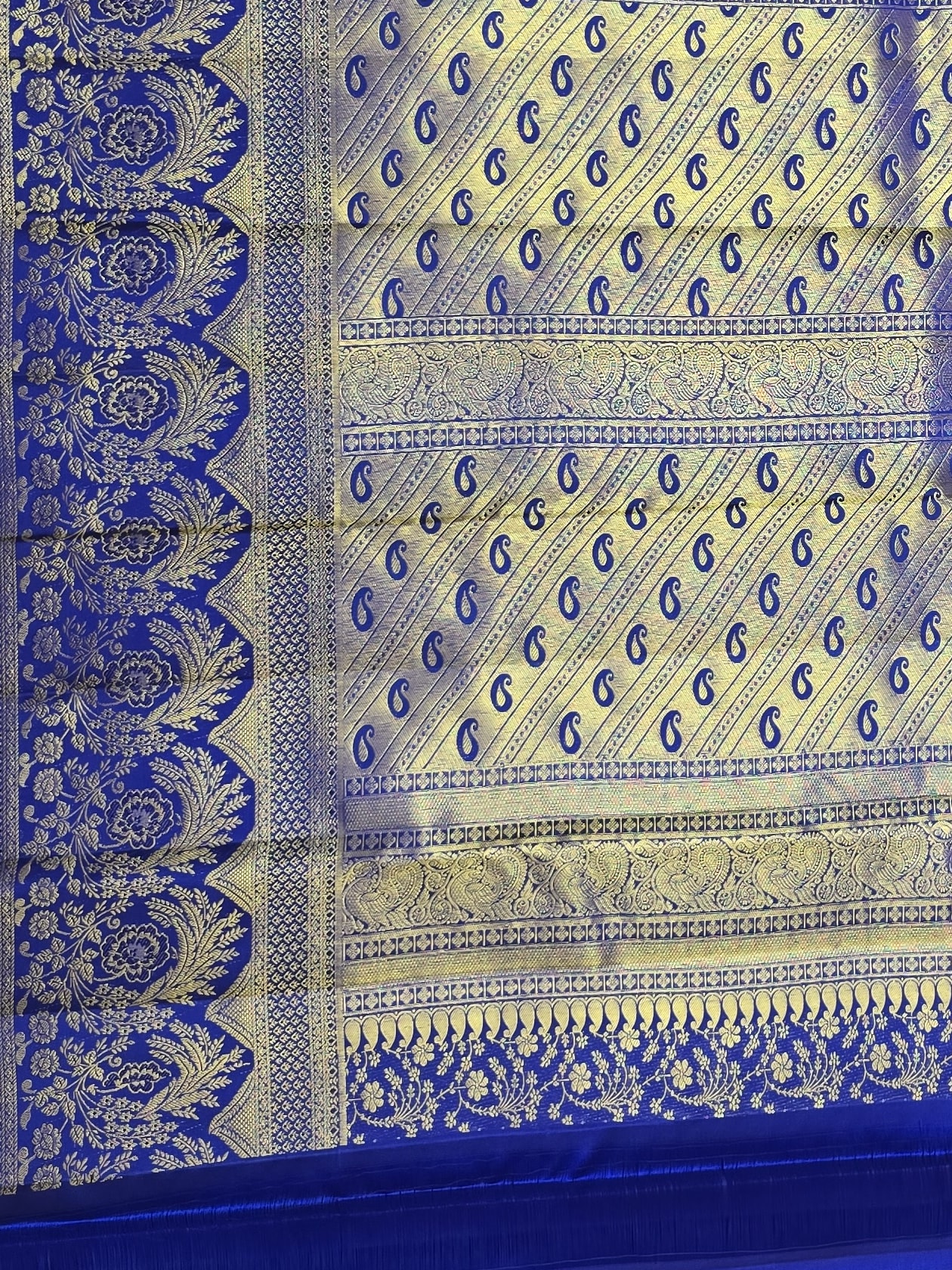 Handloom Royal Blue Silk Saree — view 4