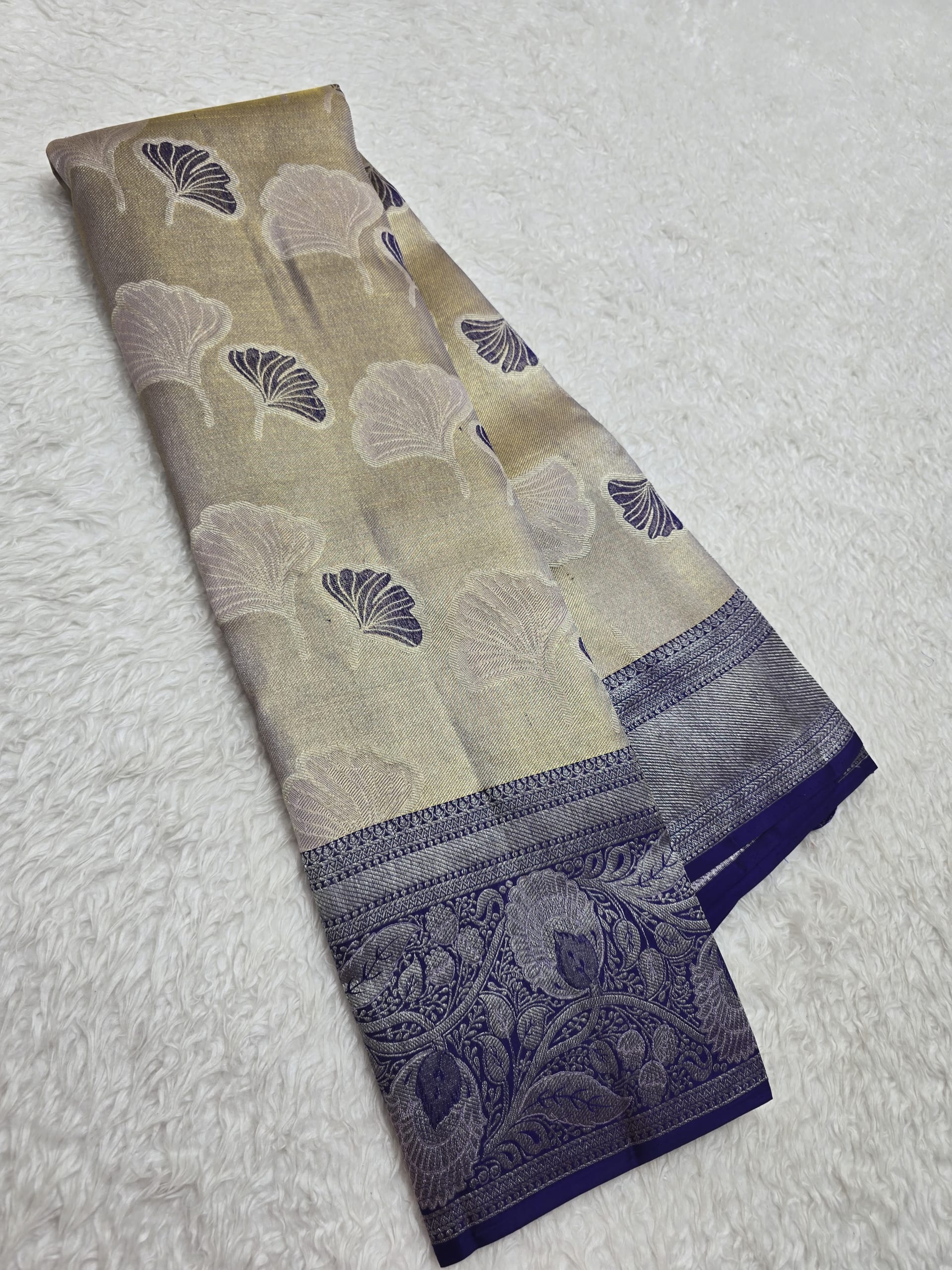Handloom Biscuit Gold Silk Saree — view 2