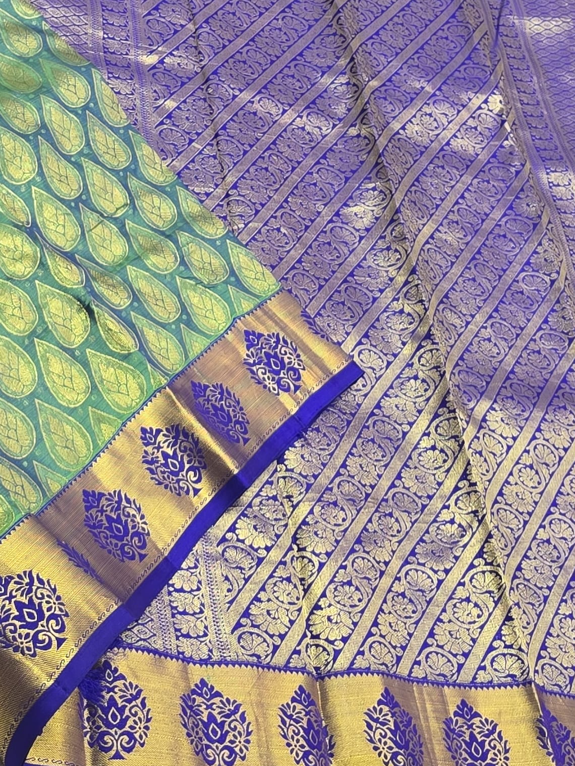 Handloom Green Silk Saree — view 6