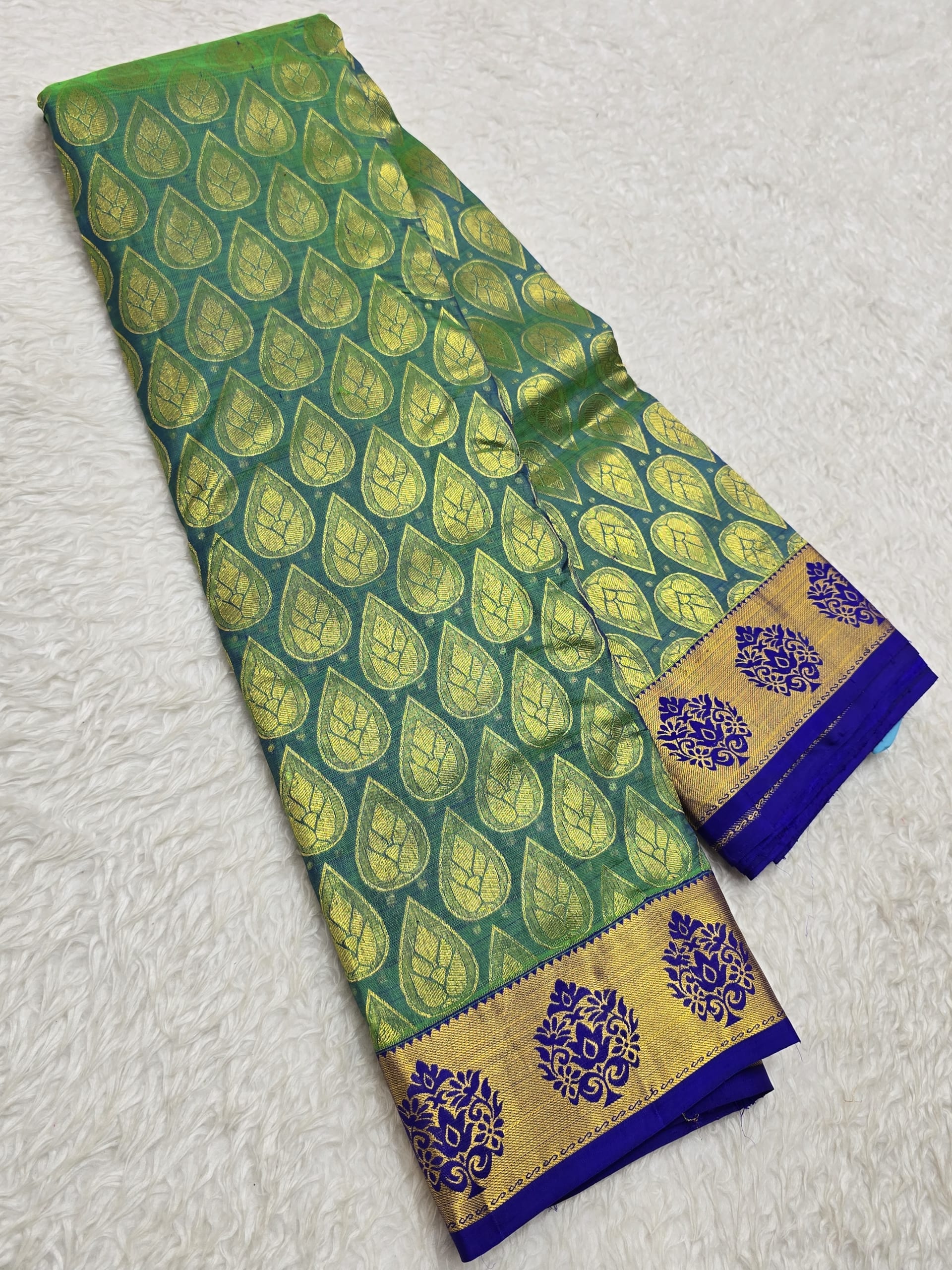Handloom Green Silk Saree — view 2